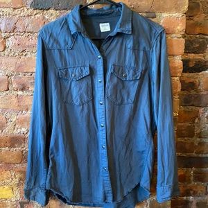 Reliable button down